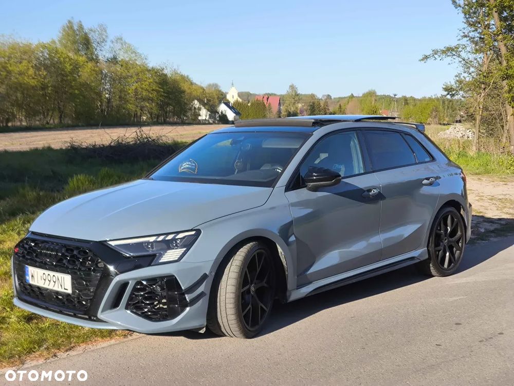 Audi RS3 Sportback - 1