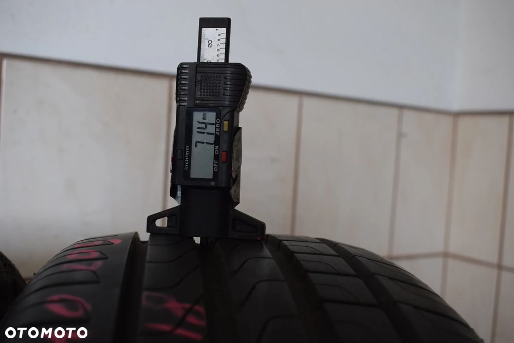 R18 205/40 Pirelli Cinturato P7 RSC * - 4