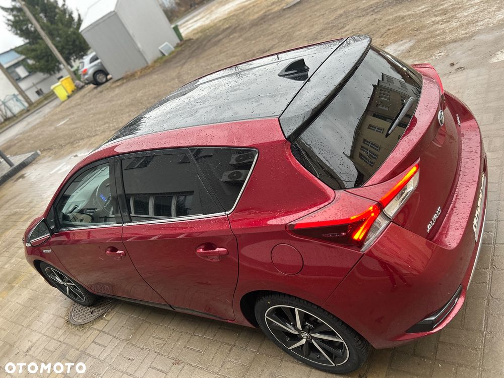 Toyota Auris 1.8 HSD Prestige - 11