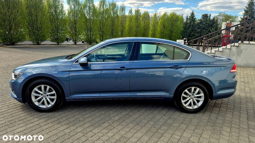 Volkswagen Passat 2.0 TDI (BlueMotion Technology) Comfortline - 4