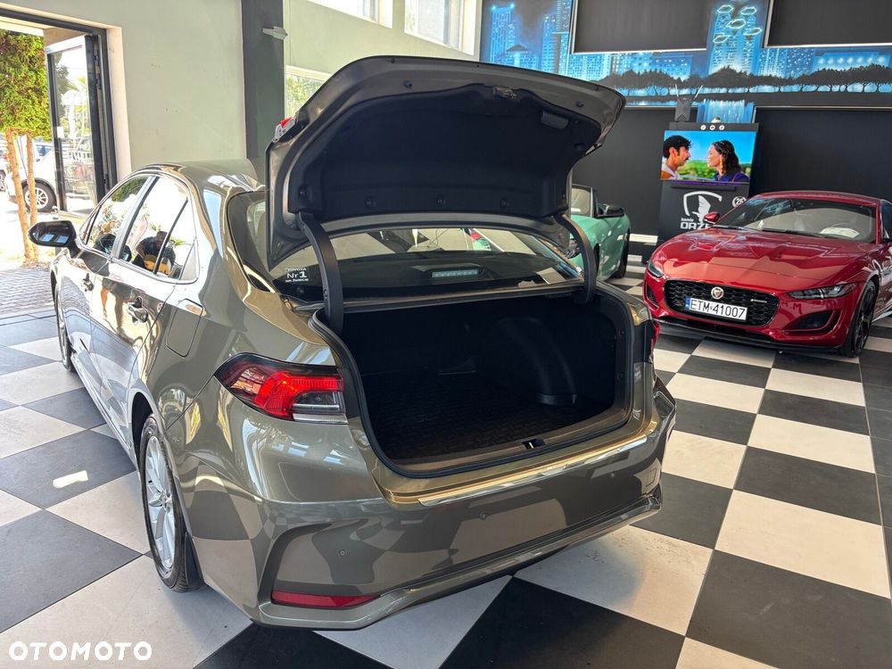 Toyota Corolla - 27