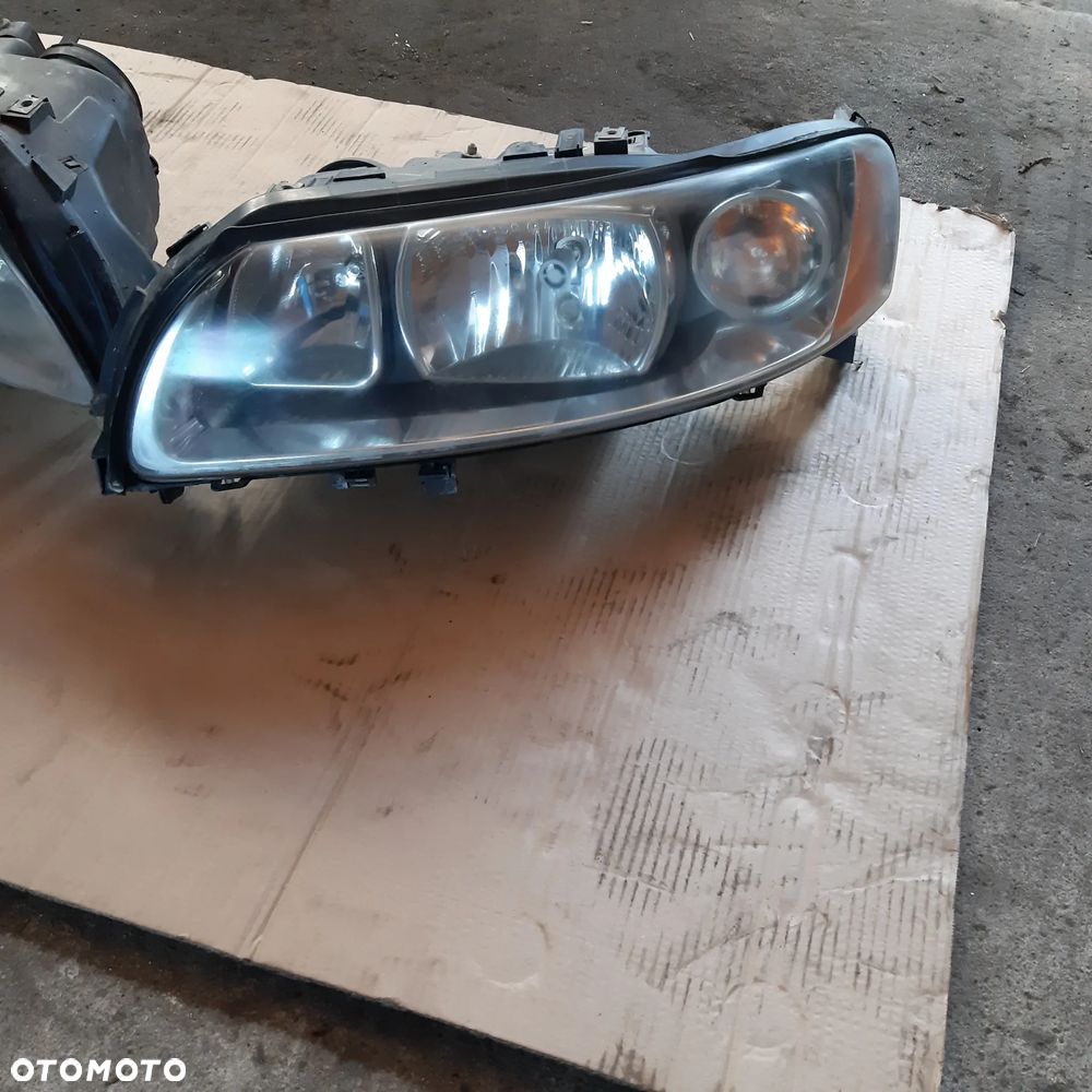 Lampa Przednia Przód Lewa Volvo S60 V70 Lift - 2