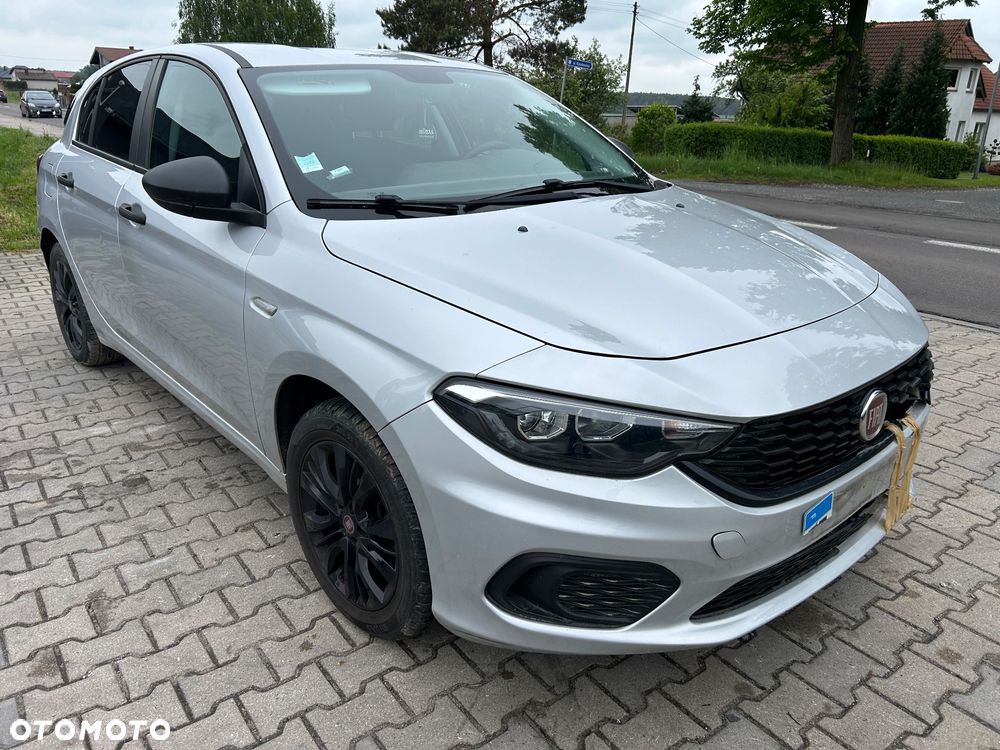 Fiat Tipo - 1