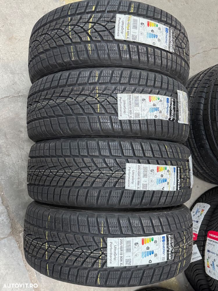 Vând 4 anvelope 205/45/18 goodyear de iarnă noi - 1