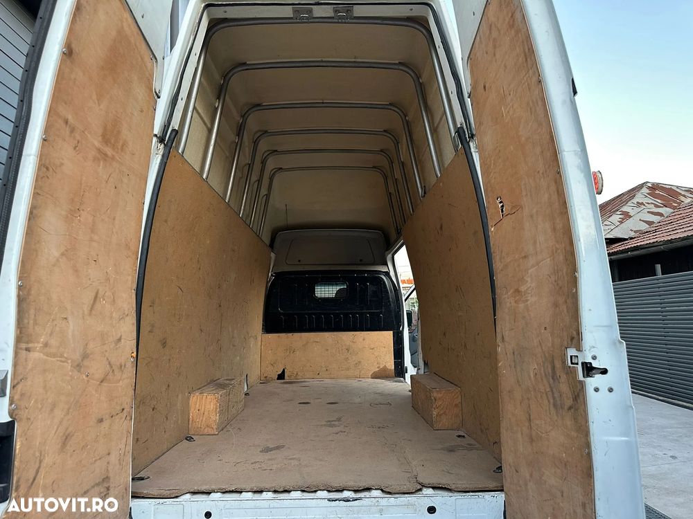 Ford TRANSIT - 12