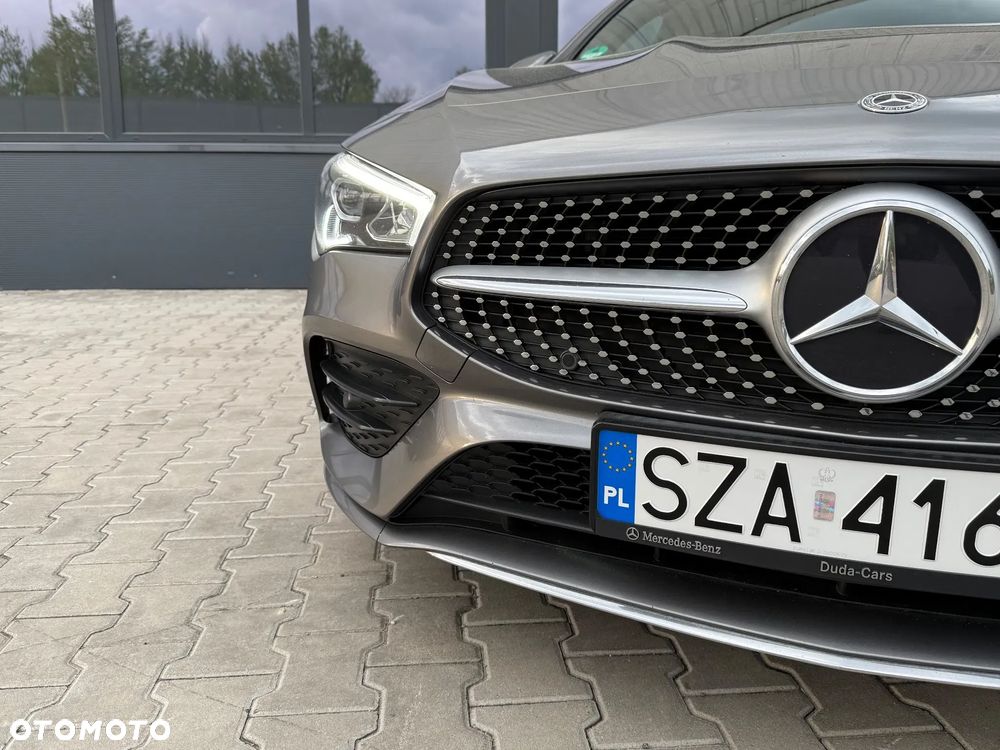 Mercedes-Benz CLA 180 7G-DCT AMG Line - 30