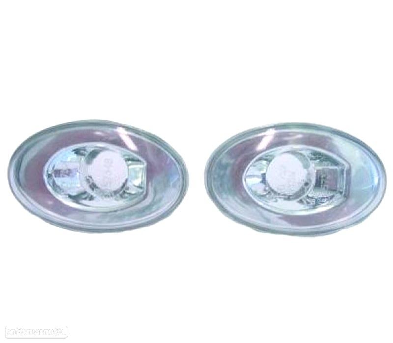 PISCAS LATERAIS CLASE A W168 97-04 FUNDO CROMADO - 1