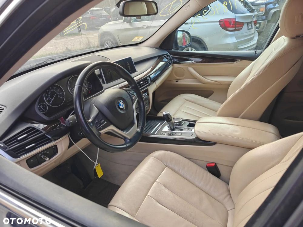 BMW X5 xDrive35i Edition Exclusive - 9