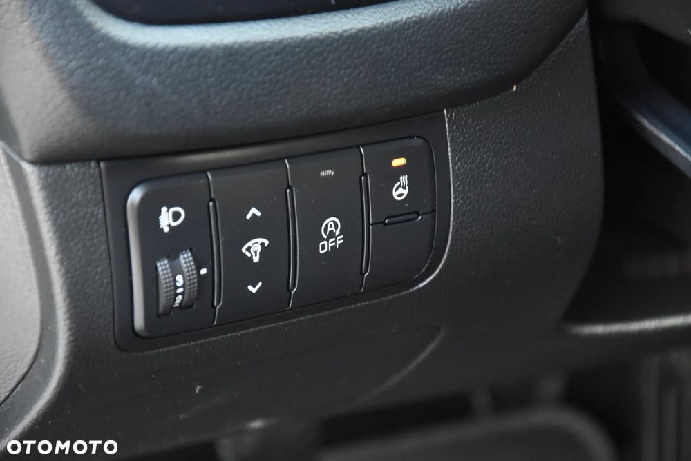 Kia Ceed 1.6 GDI ISG Dream-Team Edition - 29