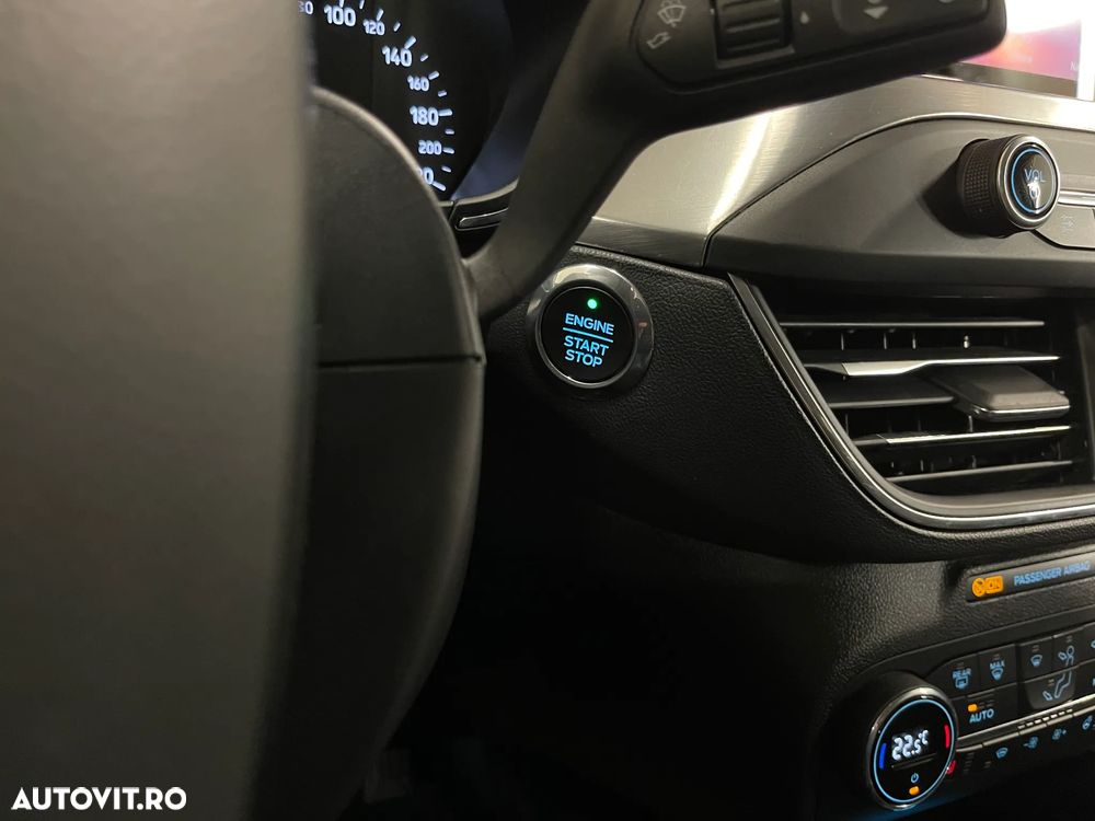 Ford Focus 1.0 EcoBoost Titanium - 19