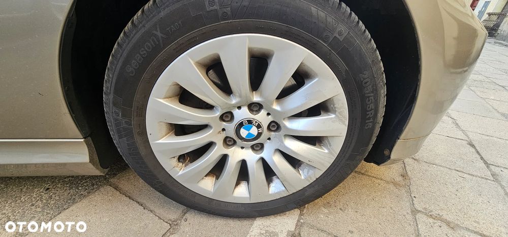 BMW Seria 3 318d DPF - 8