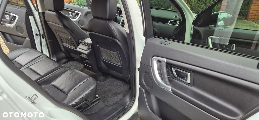 Land Rover Discovery Sport TD4 SE - 9