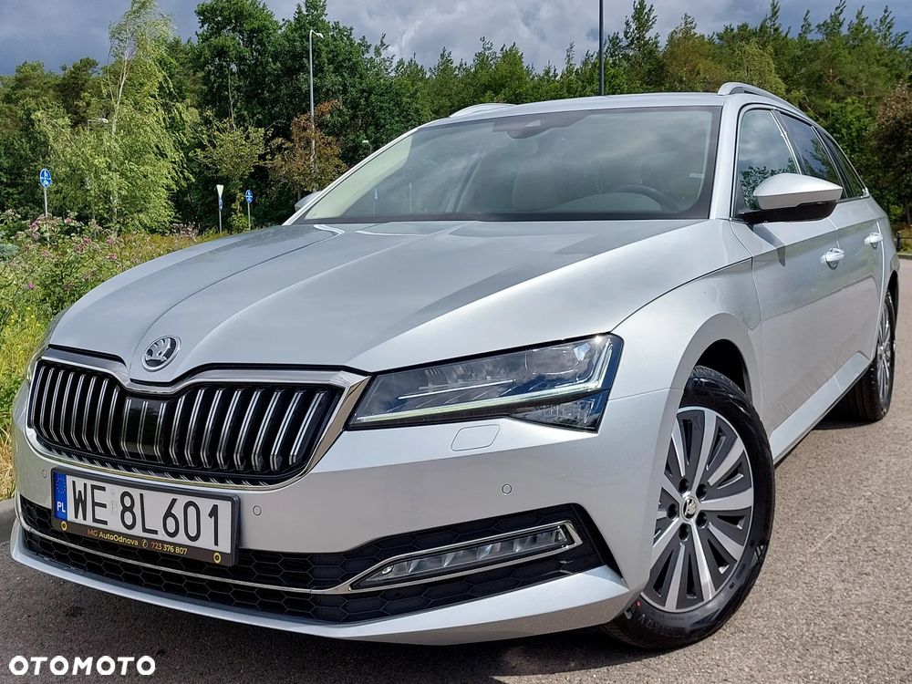 Skoda Superb 2.0 TDI SCR Style DSG - 4
