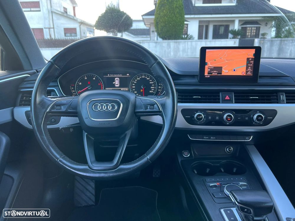 Audi A4 Avant 2.0 TDI Advance S tronic - 16