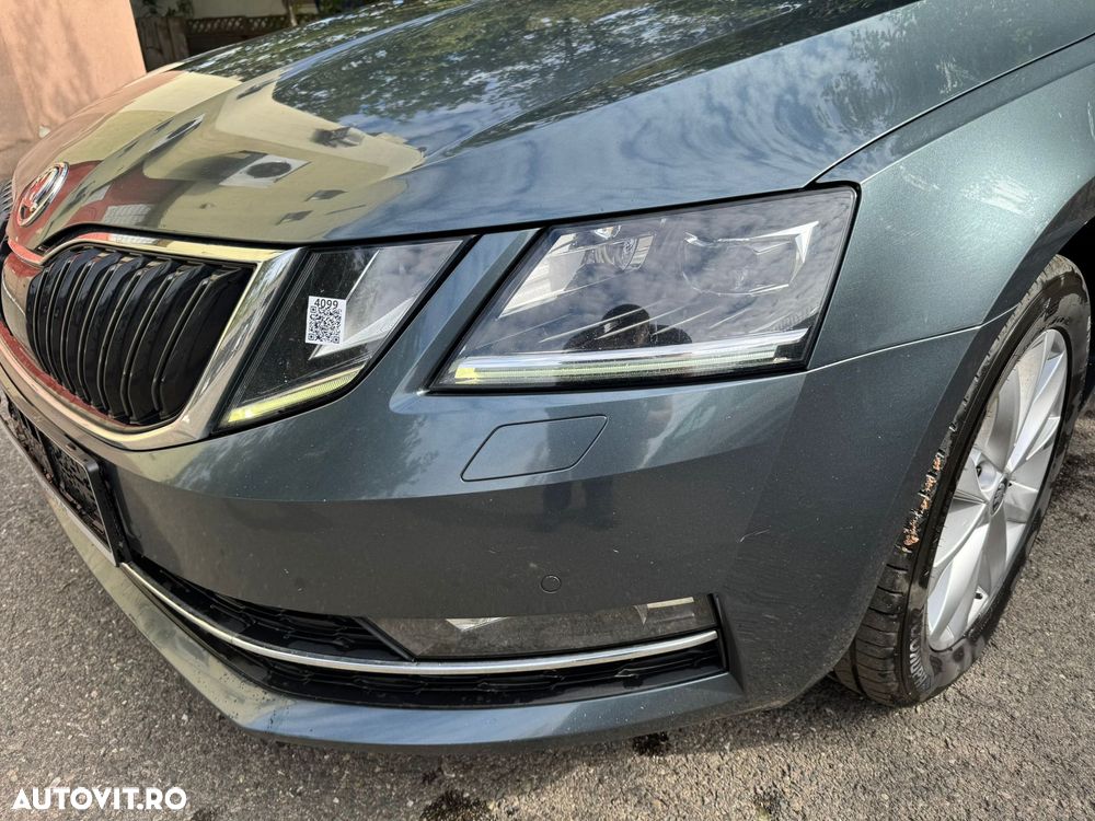 Skoda Octavia 2.0 TDI DSG Style - 4
