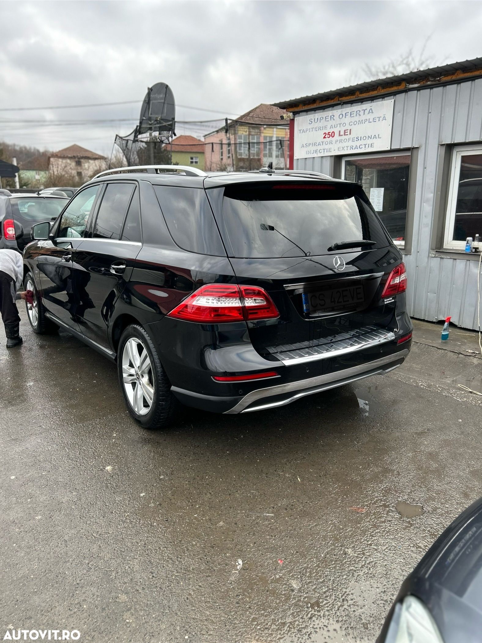 Mercedes-Benz ML 250 BlueTec 4MATIC Aut - 1