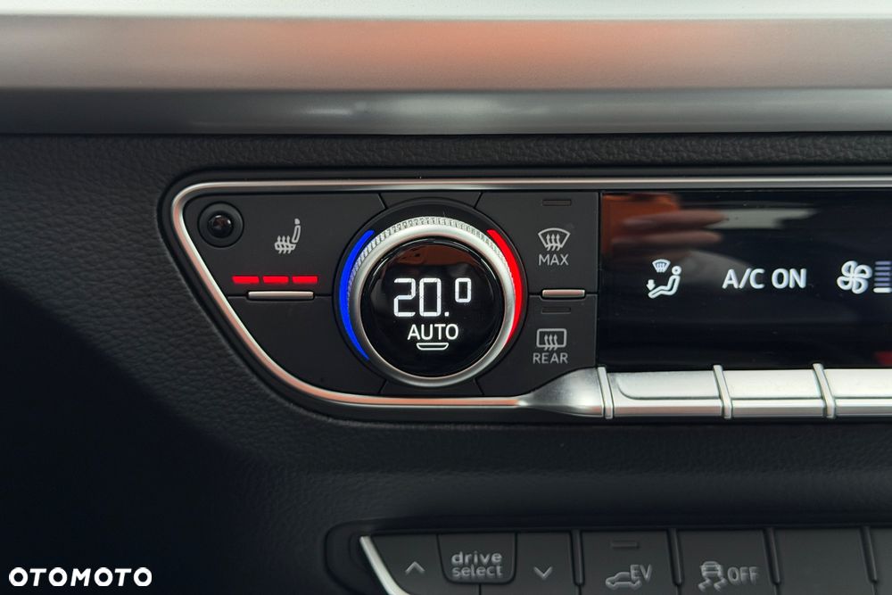 Audi Q5 50 TFSI e Quattro S tronic - 18