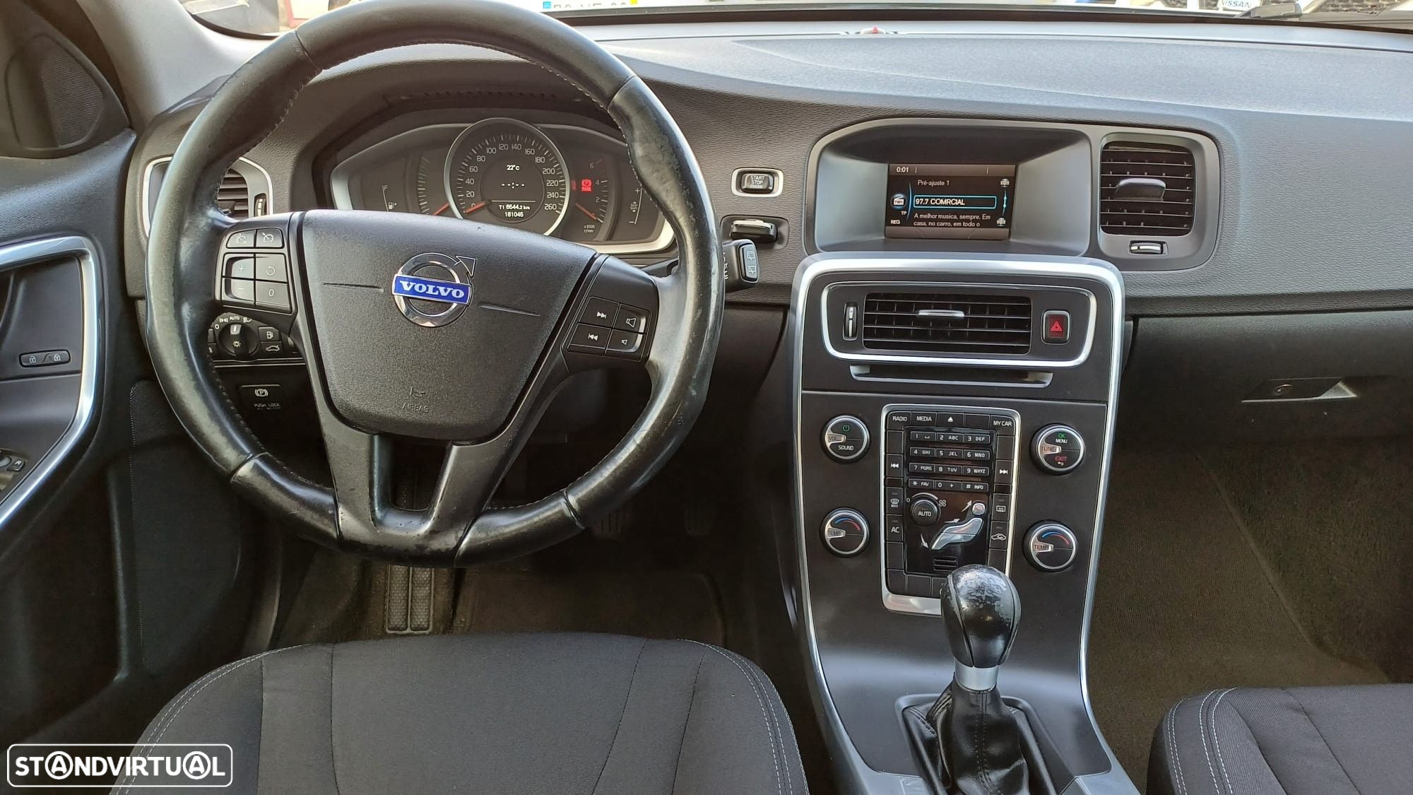 Volvo V60 2.0 D4 Kinetic - 13