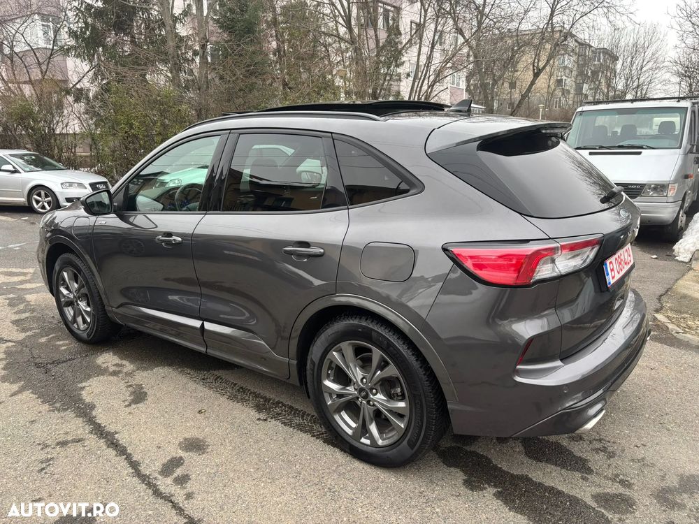 Ford Kuga 2.5 Duratec PHEV ST-LINE X - 3