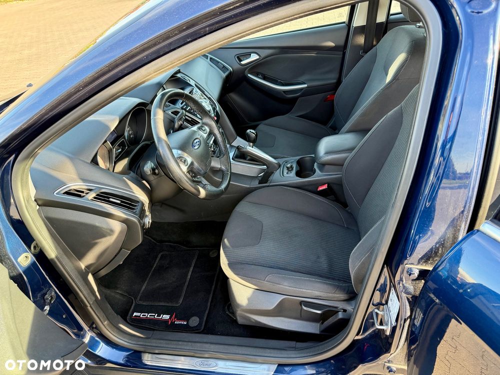 Ford Focus - 10