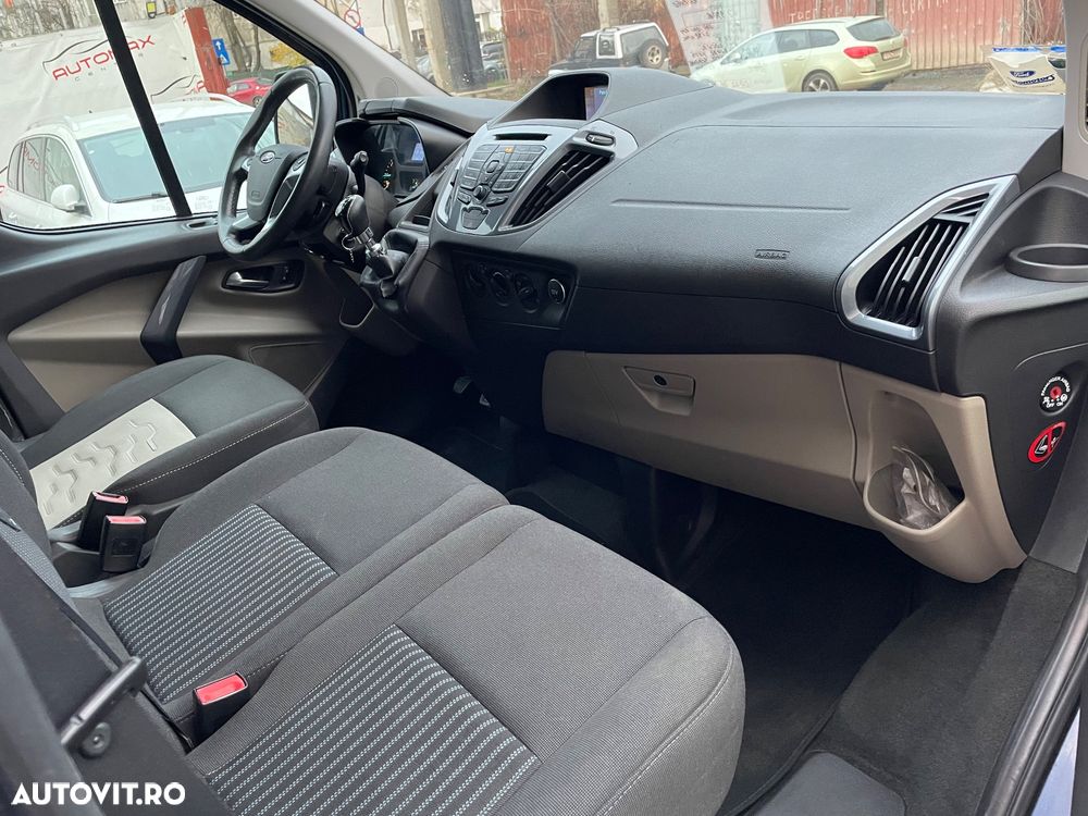 Ford Tourneo Custom 300 L1H1 VA Titanium - 13