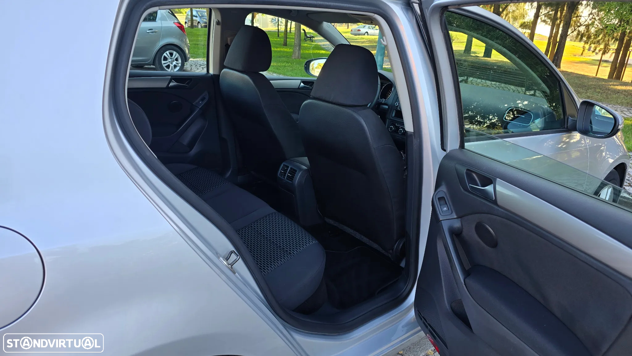 VW Golf 2.0 TDi Trendline - 37