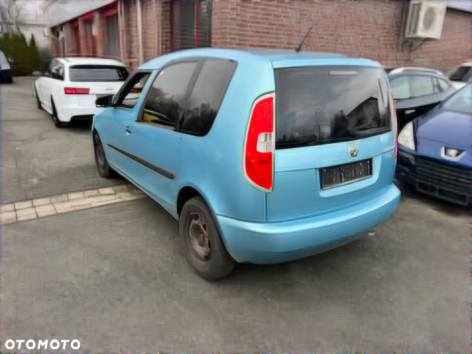 Skoda Roomster 1.2 TSI FAMILY - 26