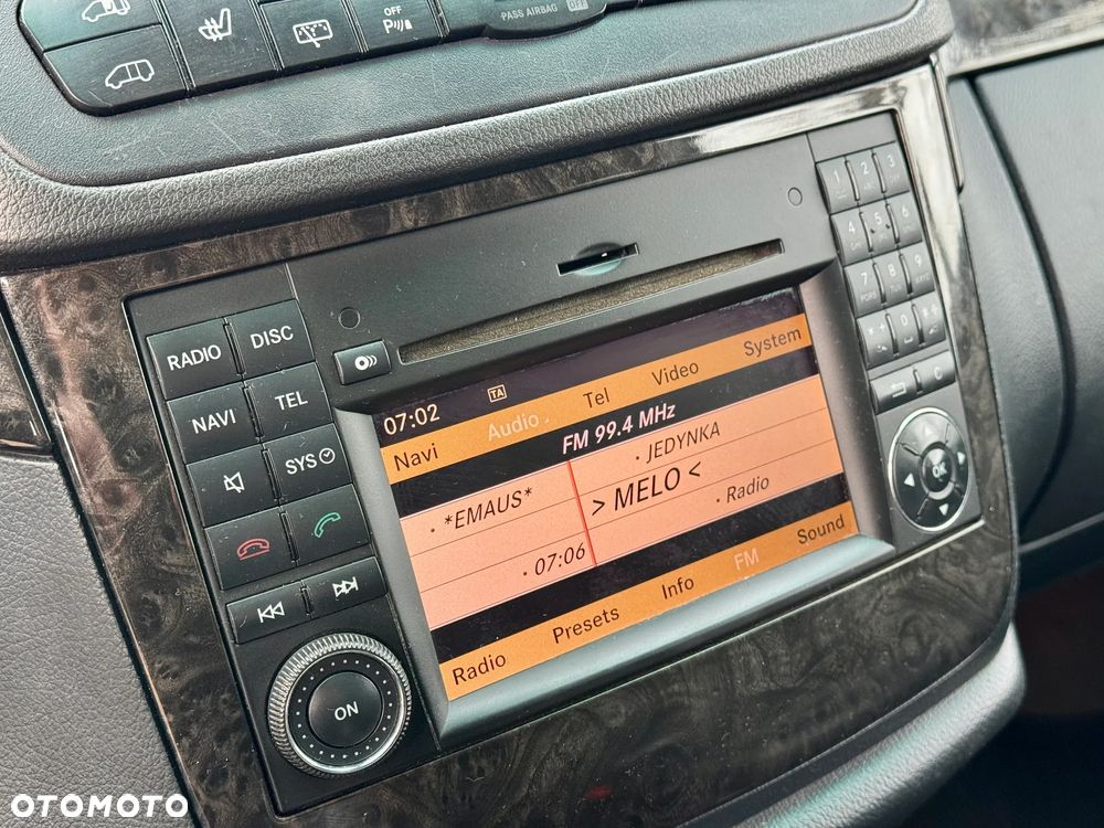 Mercedes-Benz Viano - 34