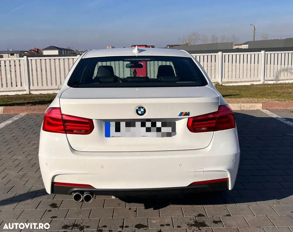 BMW Seria 3 320d xDrive Standard - 2