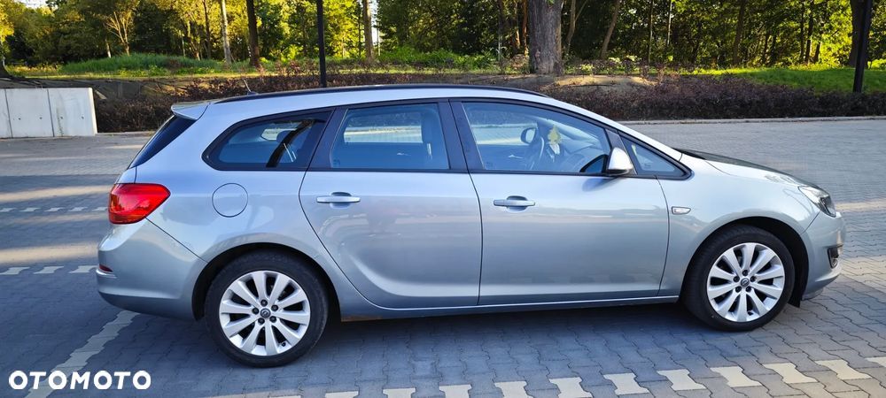 Opel Astra - 1