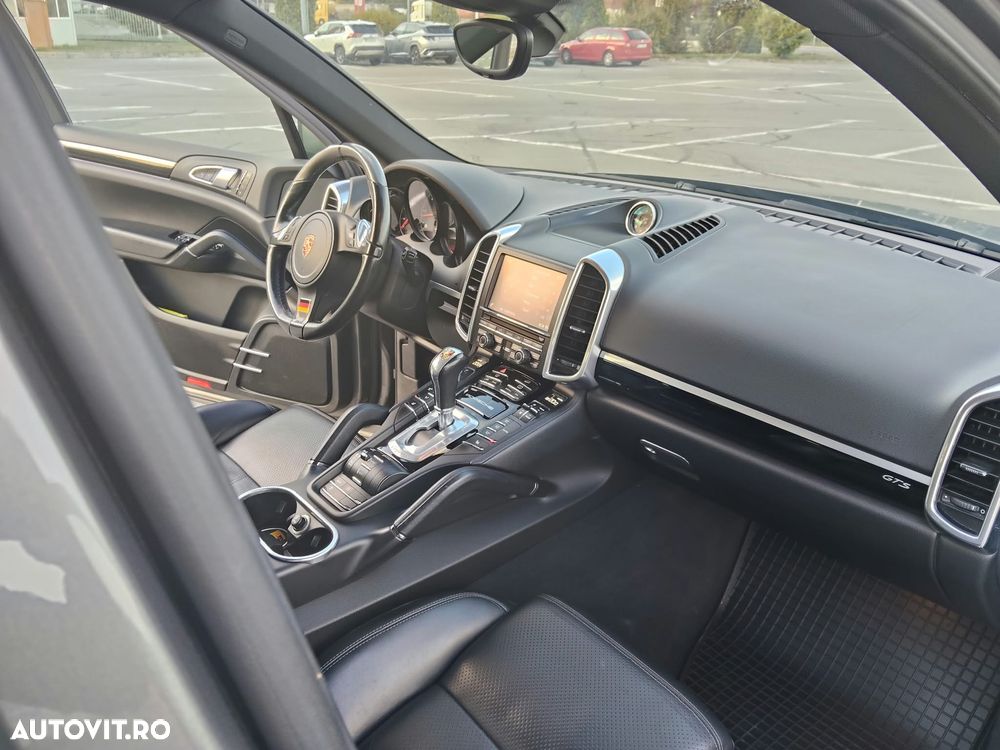 Porsche Cayenne 3.0TD TipTronic - 20