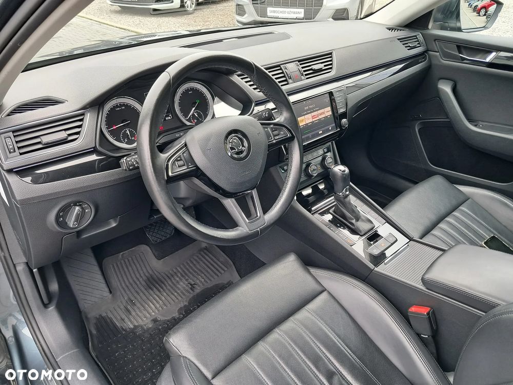 Skoda Superb 2.0 TDI L&K DSG - 11