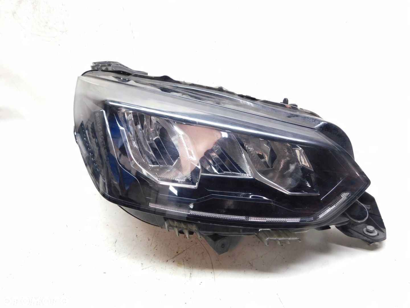 MASKA ZDERZAK PRZÓD PAS PRZEDNI 2x BŁOTNIK LAMPA - PEUGEOT 2008 II 19-23 - 12