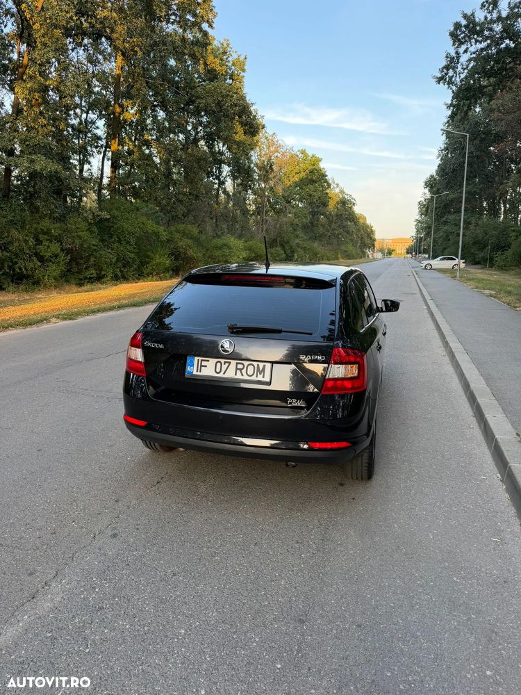 Skoda RAPID 1.6 TDI DSG Active - 8