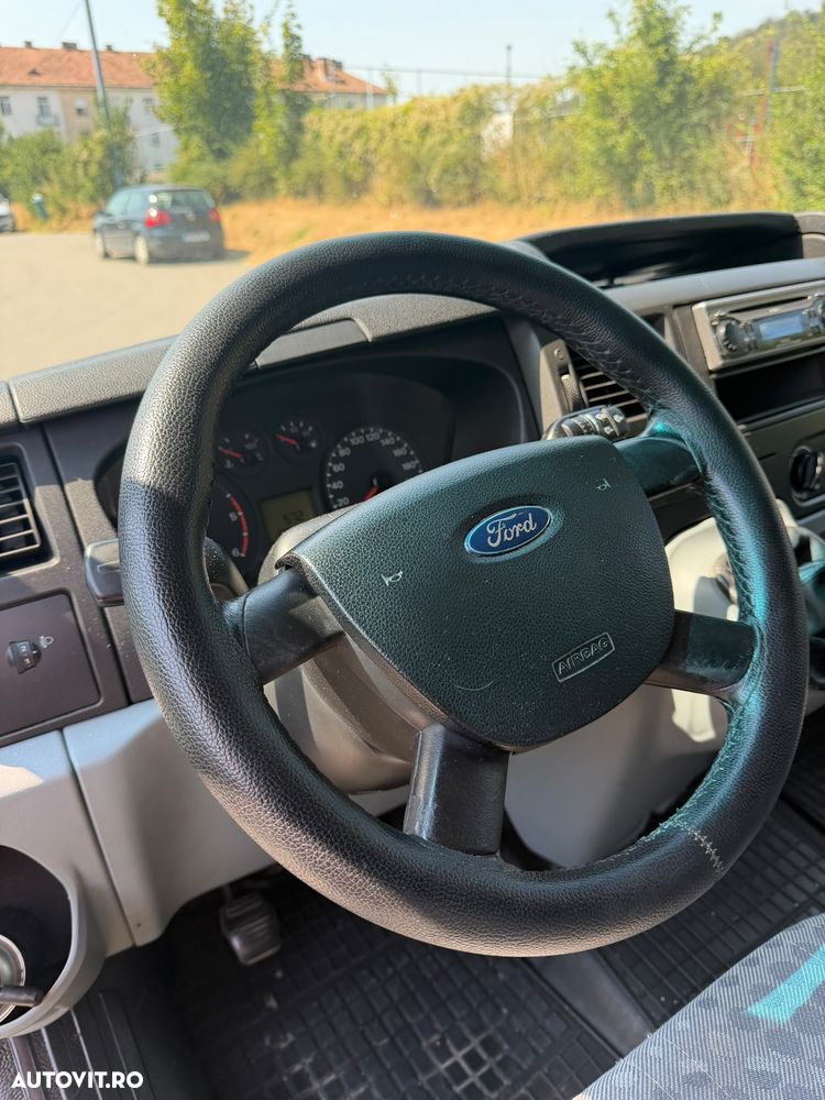 Ford Transit - 13