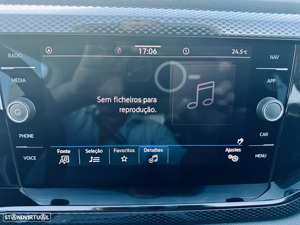 VW Taigo 1.0 TSI Urban DSG - 23
