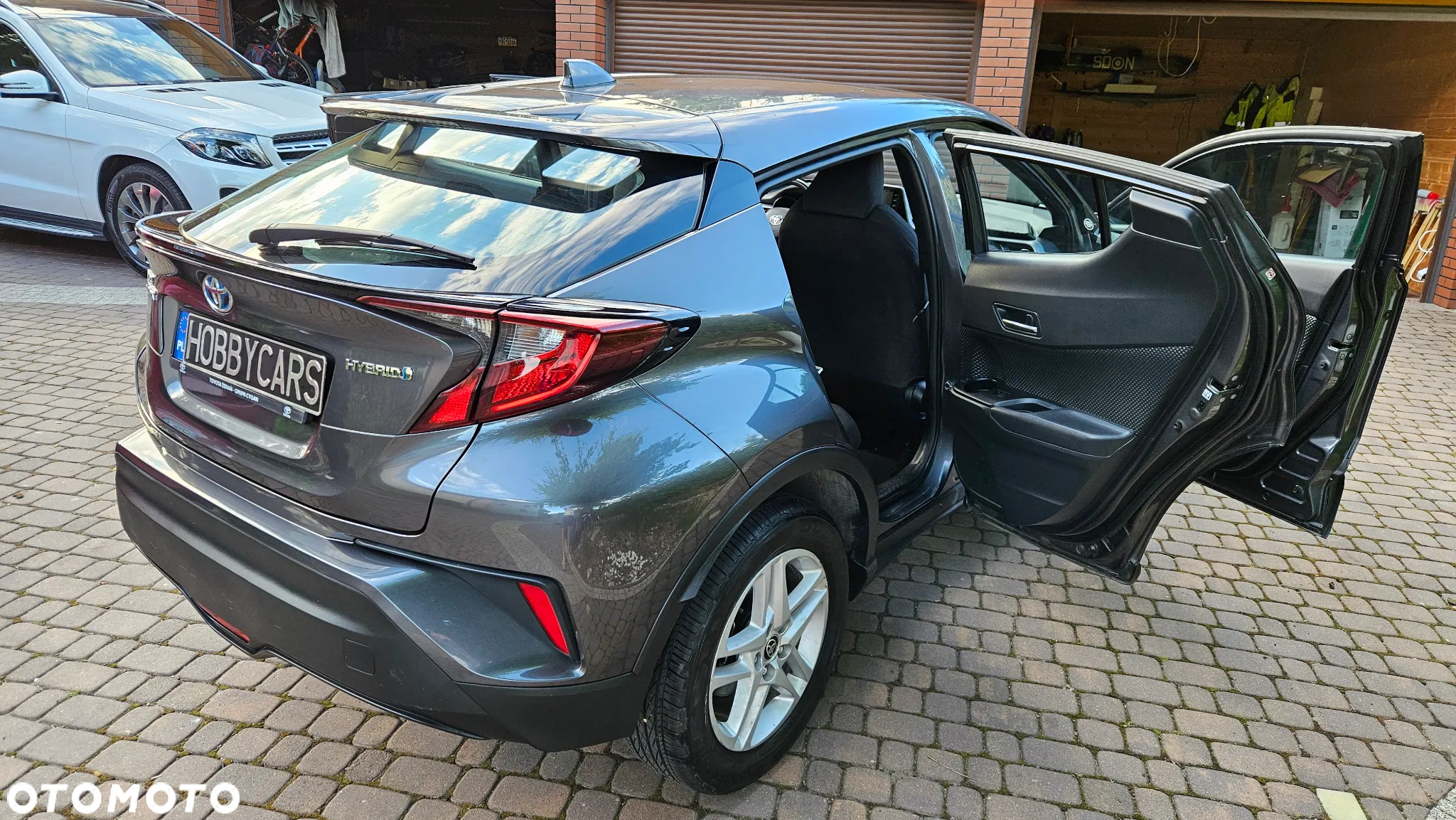 Toyota C-HR - 21