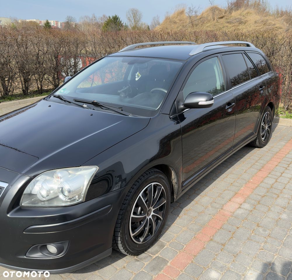 Toyota Avensis 2008 photo 2