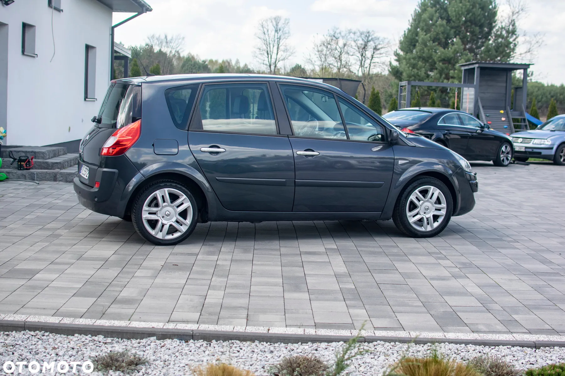 Renault Scenic 2.0 16V Dynamique - 9