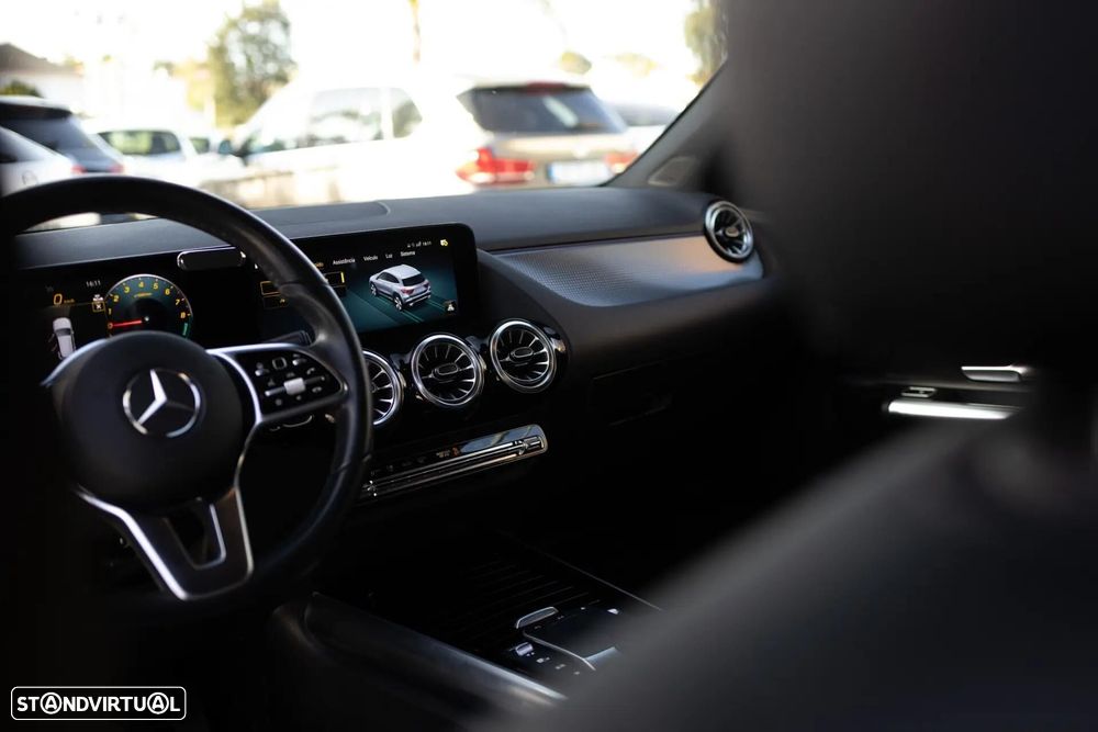 Mercedes-Benz GLA 250 e 8G-DCT Progressive - 29