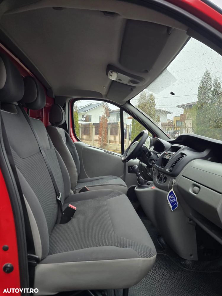 Opel Vivaro - 22