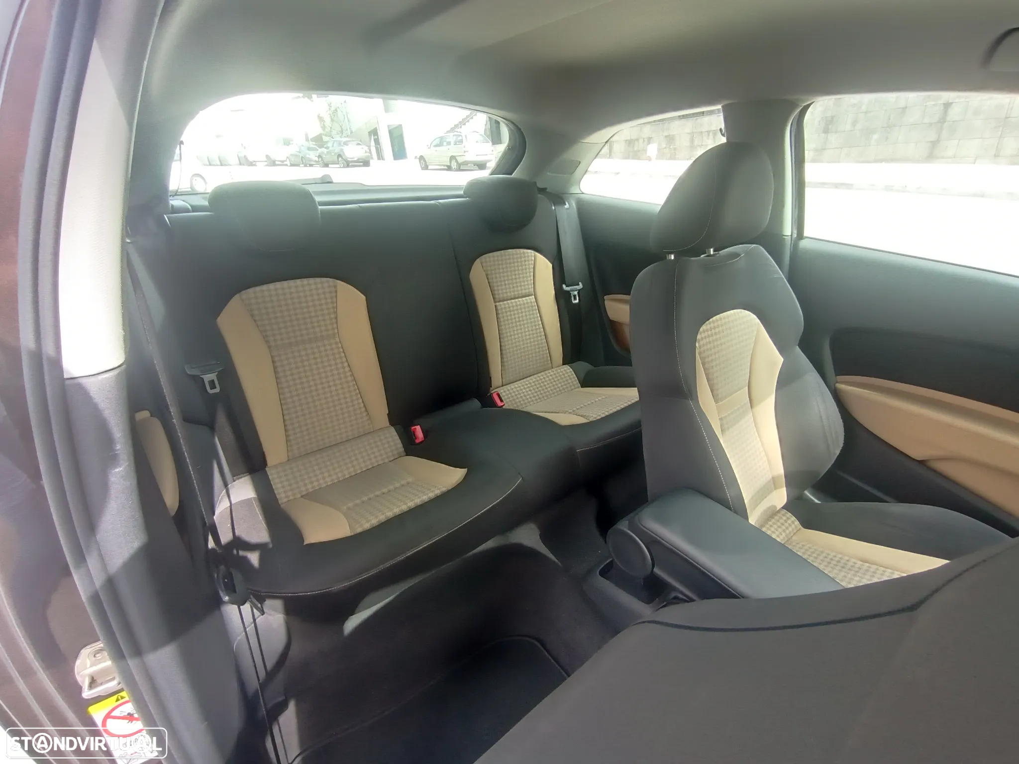 Audi A1 1.6 TDI Sport - 21
