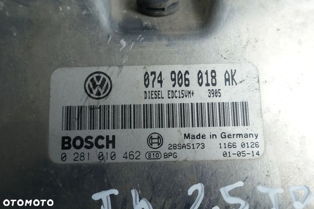 KOMPUTER SILNIKA VW T4 2.5 TDI 074906018AK - 2