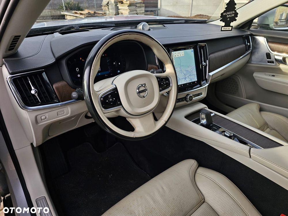 Volvo V90 Cross Country B6 B AWD Pro - 17