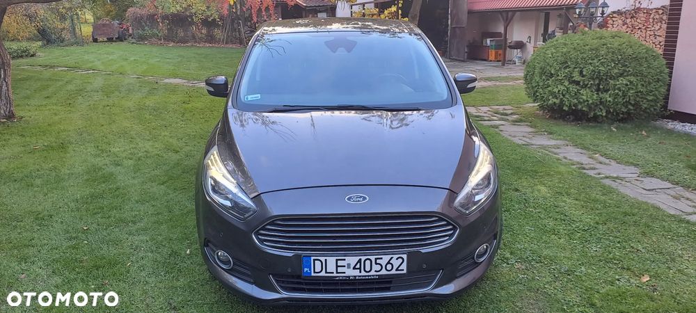 Ford S-Max - 10