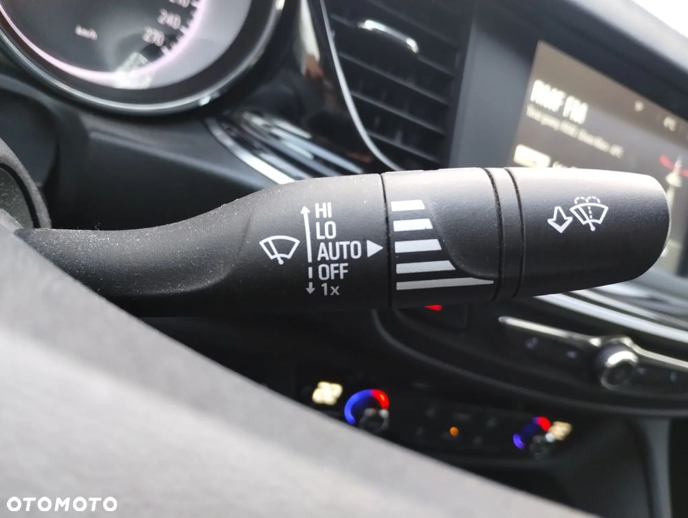 Opel Insignia 1.6 CDTI Innovation S&S Eco - 17