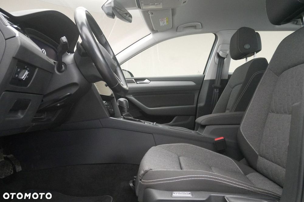 Volkswagen Passat Variant 1.5 TSI EVO Business DSG - 12