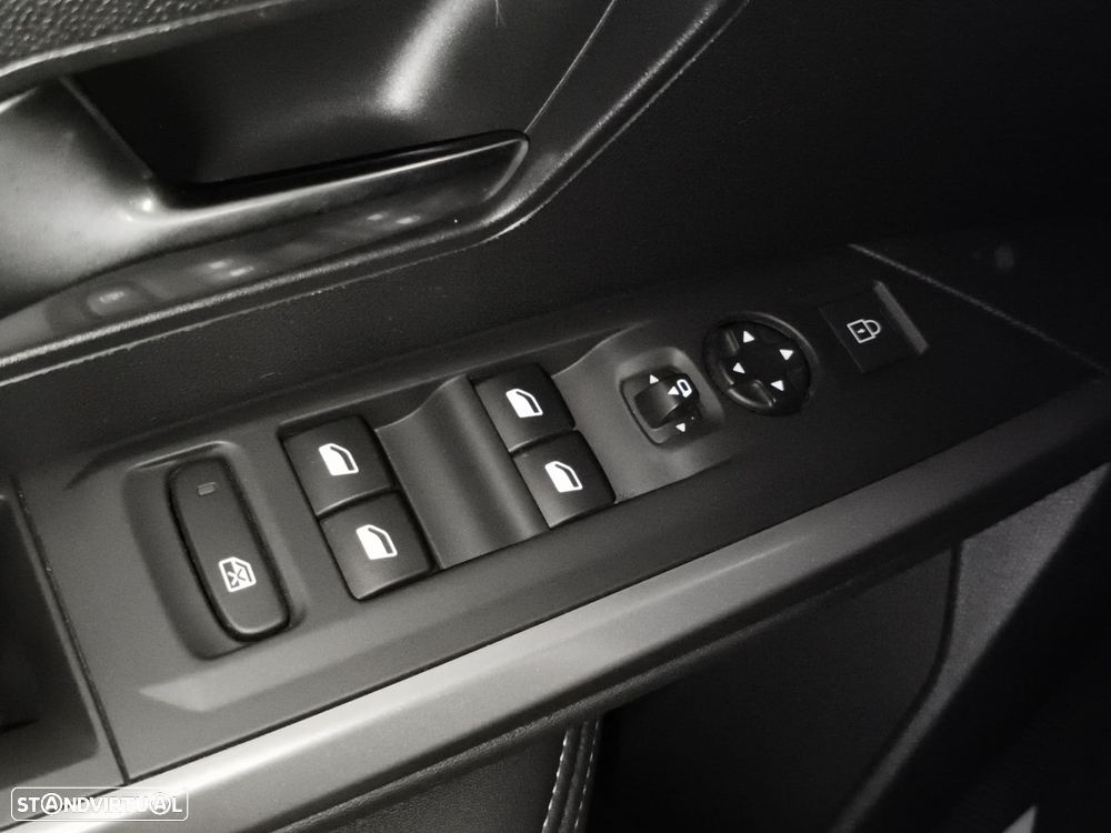 Peugeot 5008 Hybrid 145 e-DSC6 Allure - 16