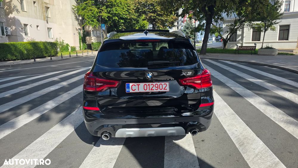 BMW X3 xDrive30i Aut. Luxury Line - 4