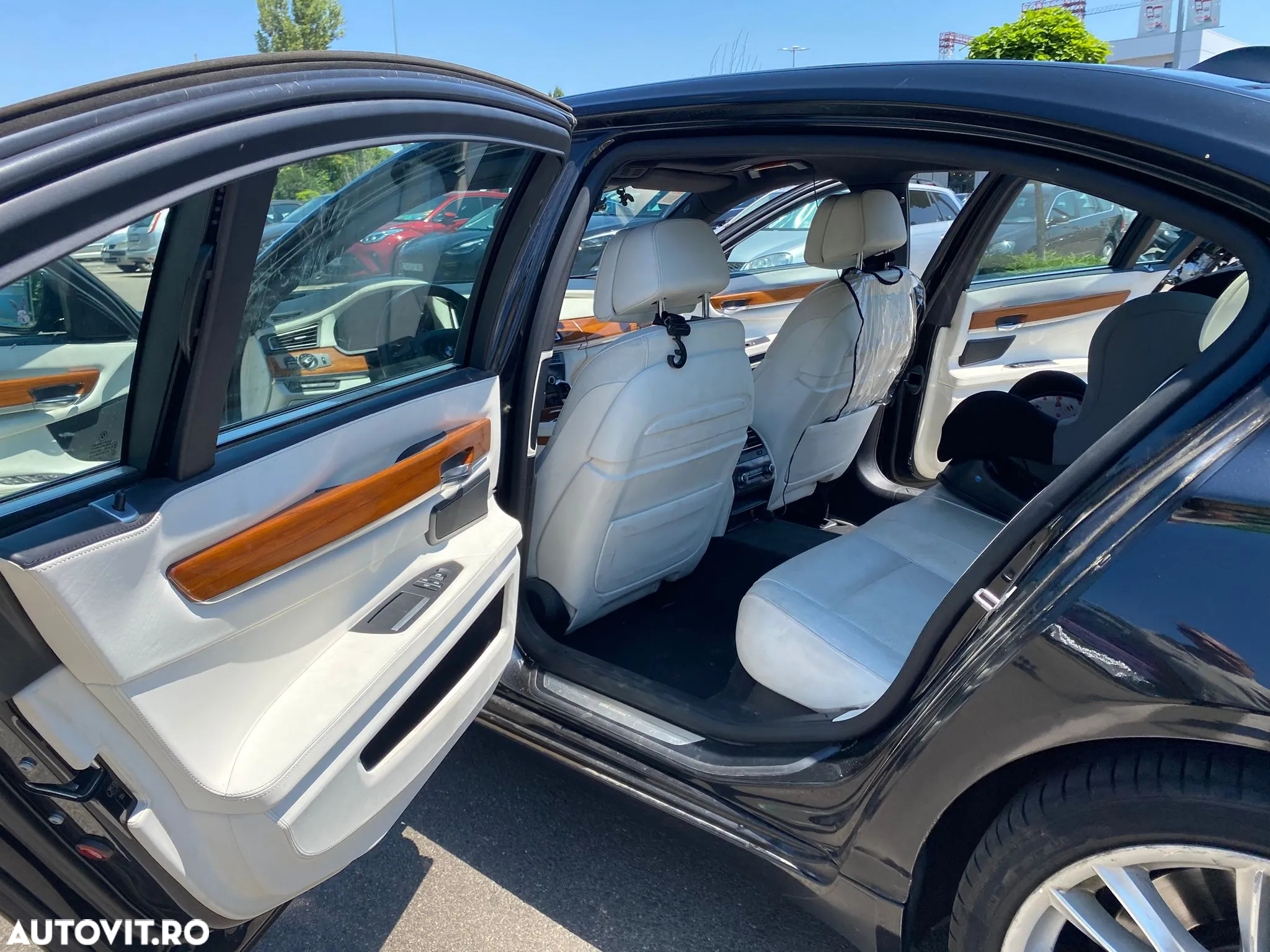 BMW Seria 7 750Ld xDrive - 6